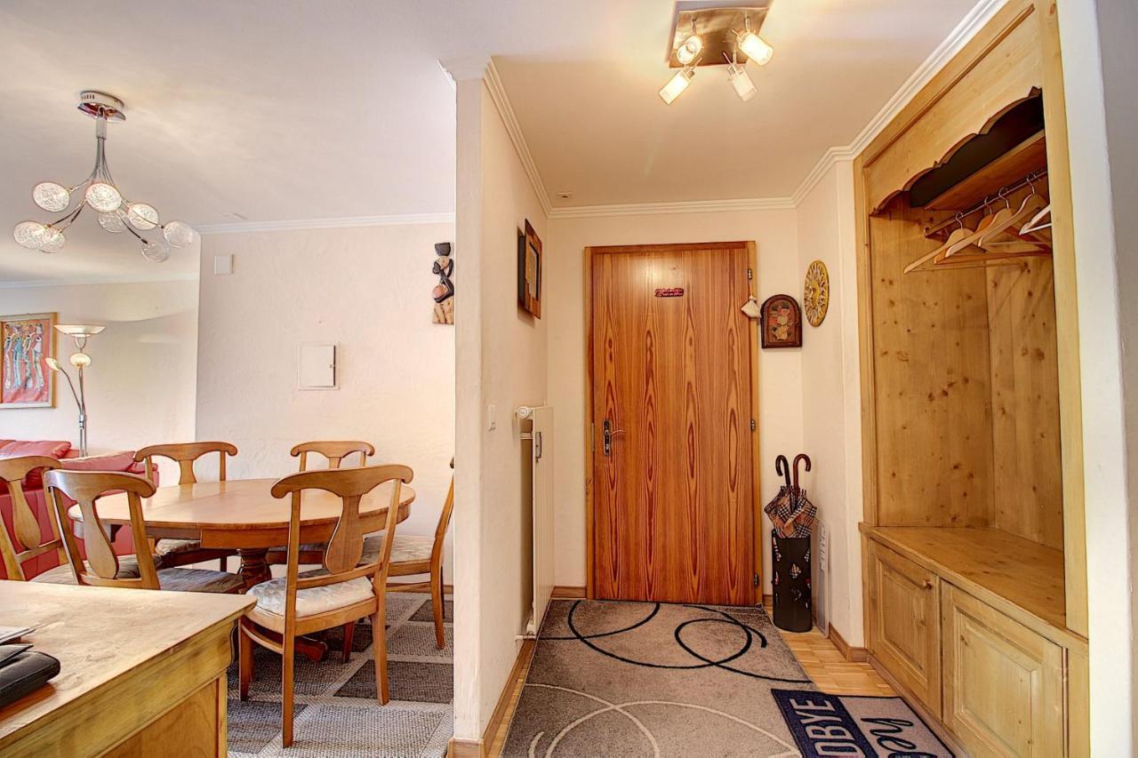 Plein Coeur De Montana Avec Parking Au Pied Du Ski-Lift! Apartment Кранс Монтана Екстериор снимка