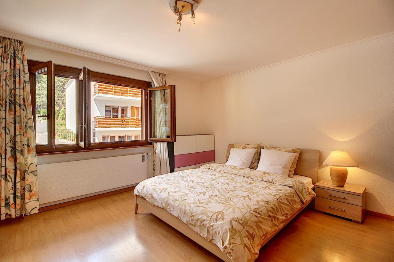 Plein Coeur De Montana Avec Parking Au Pied Du Ski-Lift! Apartment Кранс Монтана Екстериор снимка